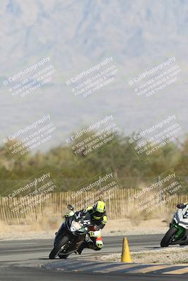 media/Oct-30-2025-Racers Edge (Thu) [[dabbdaf680]]/3-B Group/Session 2 Turn 2/